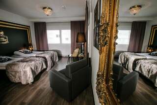 Отель Boutique Hotel Mustaparta Торнио-7